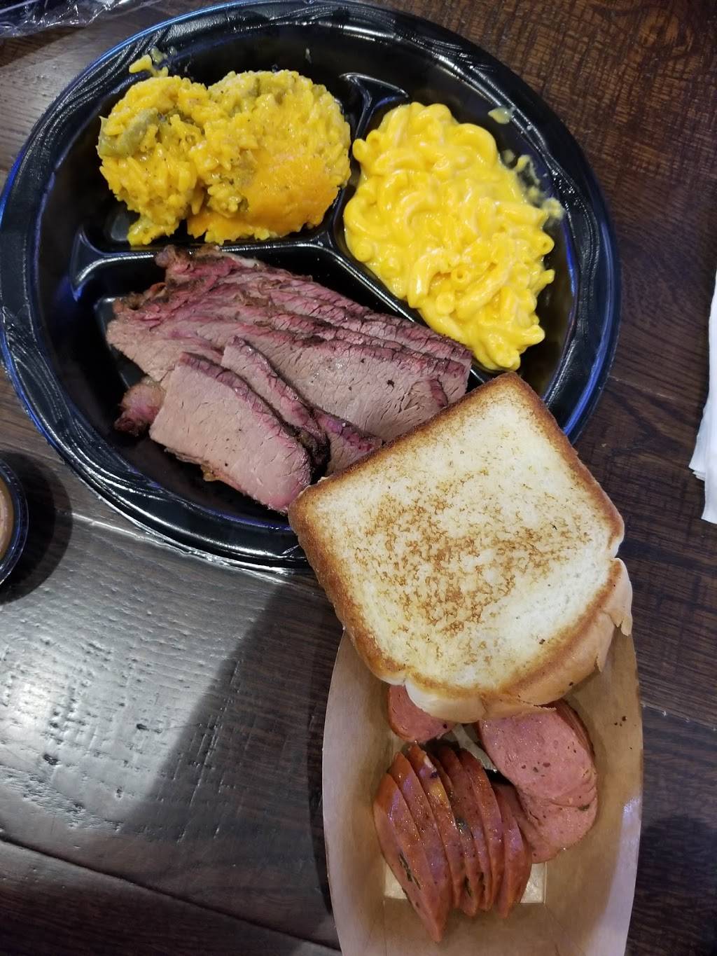 Cousins BBQ | restaurant | Terminal B, gate 47, DFW Airport, TX 75261, USA | 9729737755 OR +1 972-973-7755