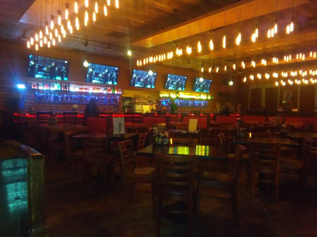 Broadway Grill | restaurant | 453 S Broadway St, Lake Orion, MI 48362, USA | 2486909141 OR +1 248-690-9141