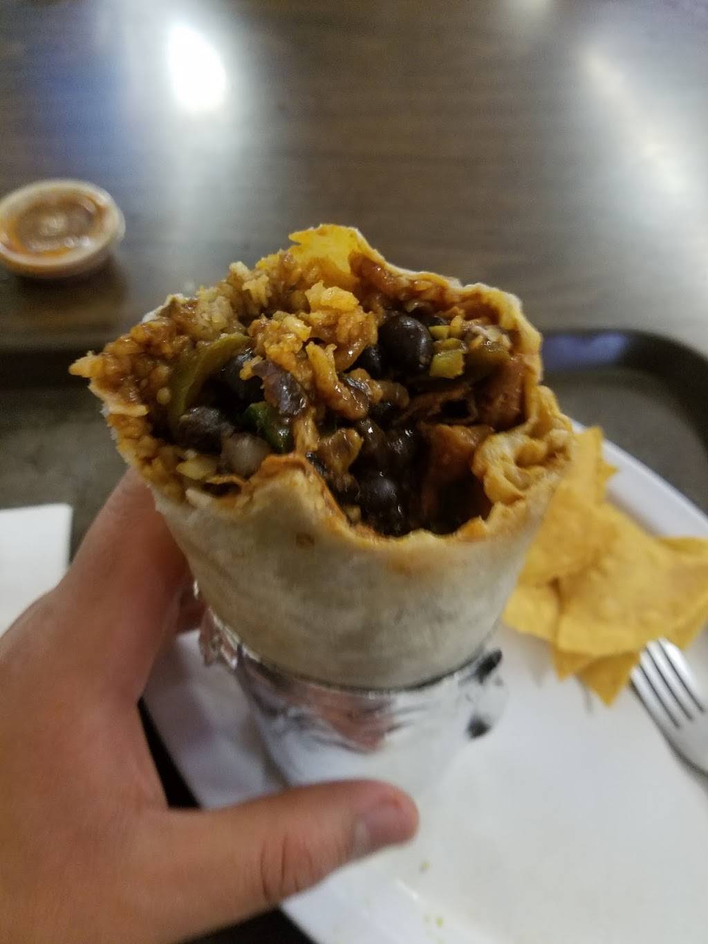 El Faro Restaurant | restaurant | 82 1st St, San Francisco, CA 94105, USA | 4154954426 OR +1 415-495-4426