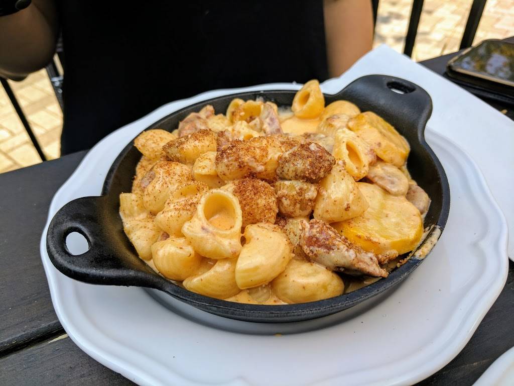 DEUX (restaurant / bar à vin) | restaurant | 2 Rue Turgeon, Sainte-Thérèse, QC J7E 3H3, Canada | 4509792522 OR +1 450-979-2522