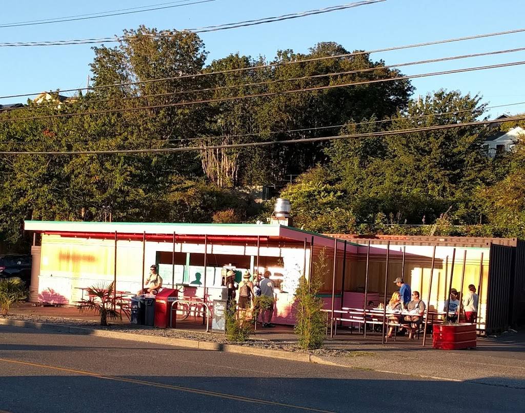 Un Bien | restaurant | 6226 Seaview Ave NW, Seattle, WA 98107, USA | 2064207545 OR +1 206-420-7545