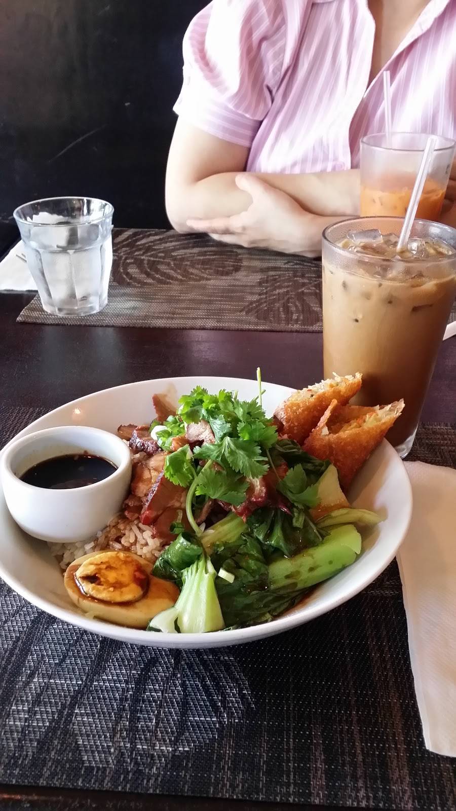 Tuk Tuk Thai | restaurant | 8875 Pico Blvd, Los Angeles, CA 90035, USA | 3108601872 OR +1 310-860-1872