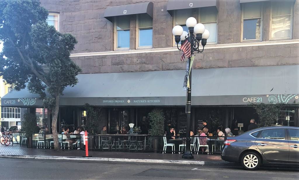 Cafe 21 Gaslamp | restaurant | 802 Fifth Ave, San Diego, CA 92101, USA | 6196402121 OR +1 619-640-2121