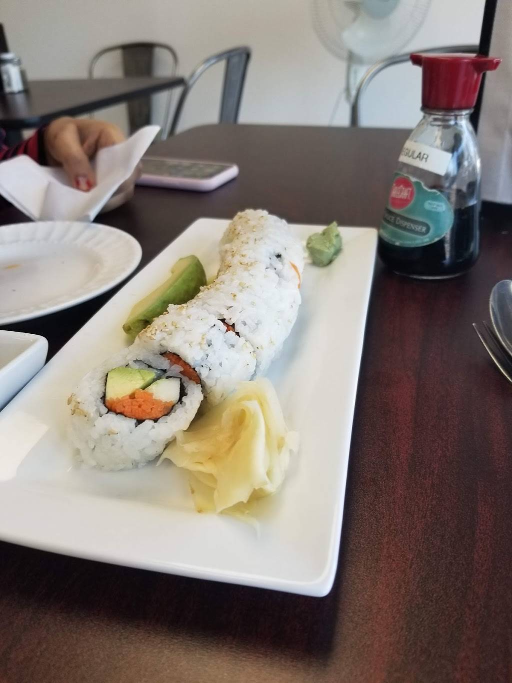 Burma Sushi and Salad To Go | restaurant | 11216 Patterson Ave, Henrico, VA 23238, USA | 8044478238 OR +1 804-447-8238