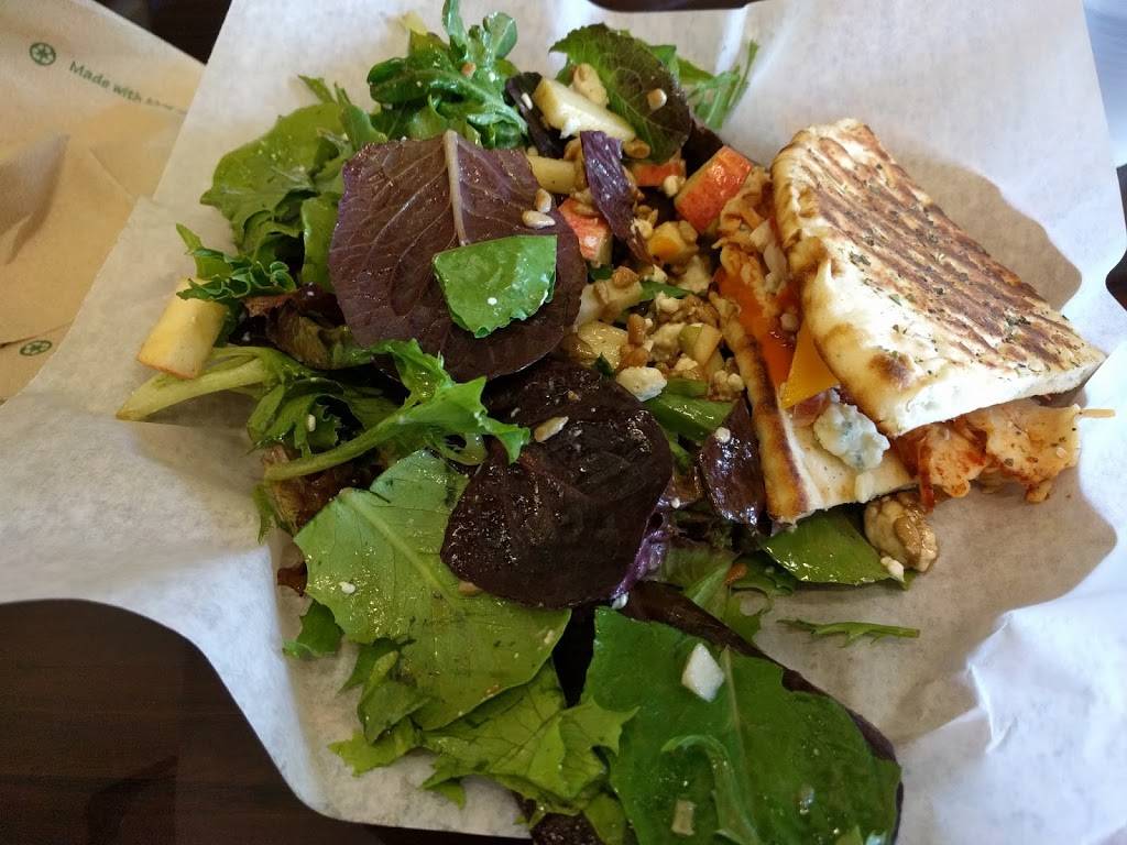 Designer Greens Orlando | restaurant | 464 N Alafaya Trail, Orlando, FL 32828, USA | 4072828588 OR +1 407-282-8588