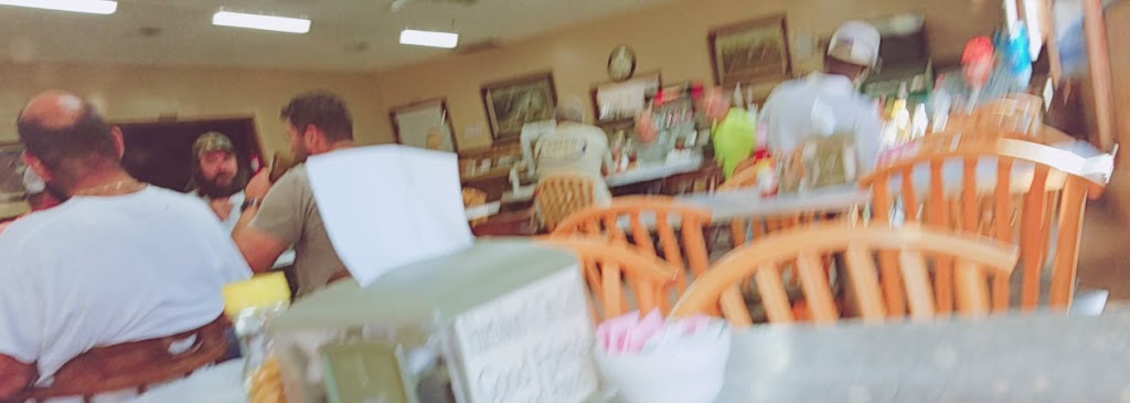 City Grill | restaurant | 531 Main St, Hurtsboro, AL 36860, USA | 3345400734 OR +1 334-540-0734