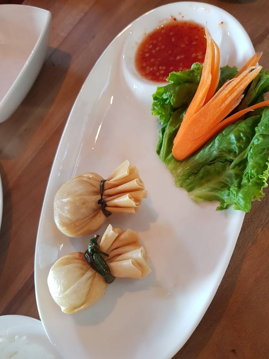 Subhannahong Royal Thai Cuisine | restaurant | 1212 S Pacific Coast Hwy Ste 206, Redondo Beach, CA 90277, USA | 3103163033 OR +1 310-316-3033