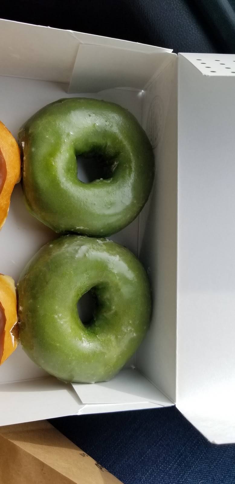 Krispy Kreme | bakery | 4560 S Cobb Dr SE, Smyrna, GA 30080, USA | 7704322320 OR +1 770-432-2320