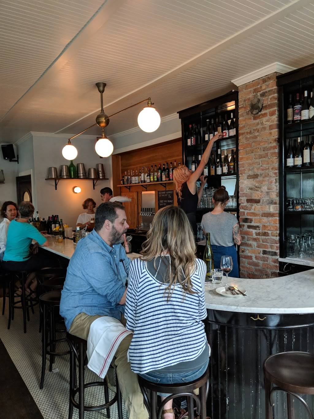 Gaskins | restaurant | 2 Church Ave, Germantown, NY 12526, USA | 5185372107 OR +1 518-537-2107