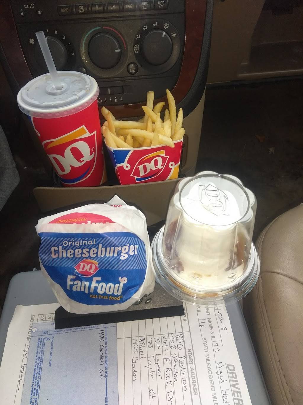 Dairy Queen | restaurant | 3852 Pine Grove Ave, Fort Gratiot Twp, MI 48059, USA | 8109828066 OR +1 810-982-8066