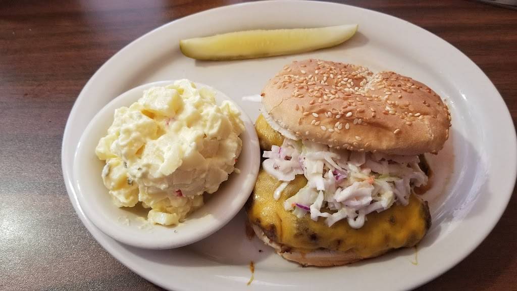 Island Grill | restaurant | 9856 Stringfellow Rd, St James City, FL 33956, USA | 2392825502 OR +1 239-282-5502