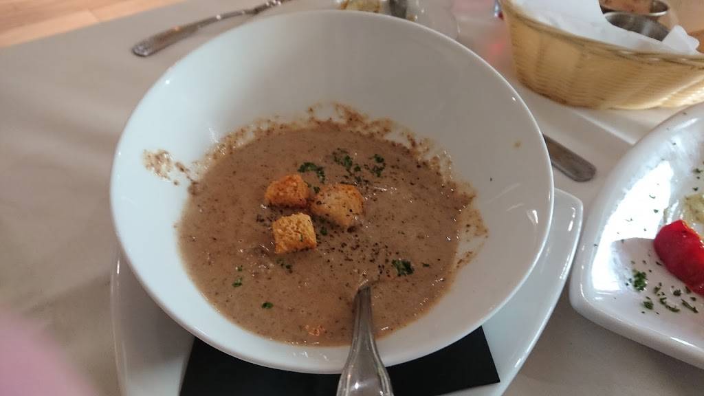 The Wharf Steak and Seafood | restaurant | 310 S Oak St, Roanoke, TX 76262, USA | 6822372444 OR +1 682-237-2444