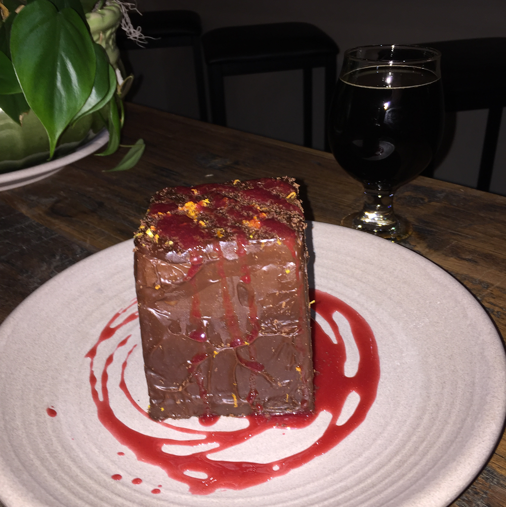 Jukes Ale Works | restaurant | 20560 Elkhorn Dr, Elkhorn, NE 68022, USA | 4027798496 OR +1 402-779-8496