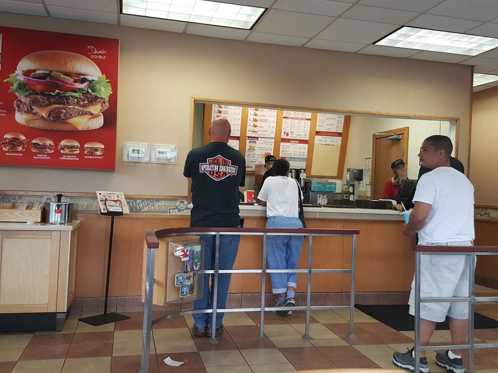 Wendys | restaurant | 1720 N Cassopolis St, Elkhart, IN 46514, USA | 5742644232 OR +1 574-264-4232