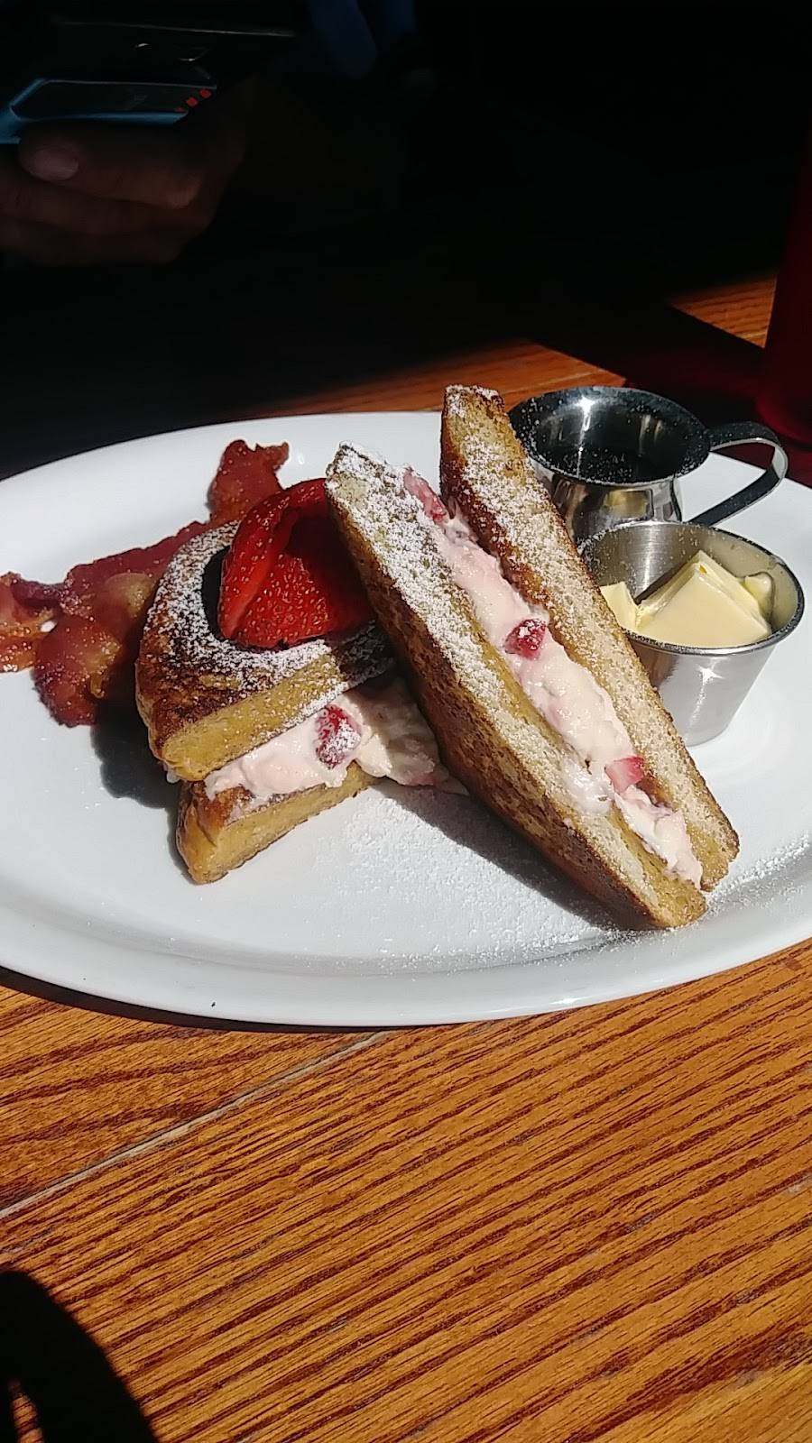 Pitchers Sports Bar | restaurant | 9920 Carmel Mountain Rd, San Diego, CA 92129, USA | 8584843777 OR +1 858-484-3777