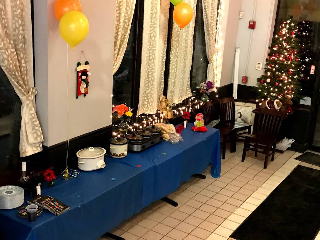 Hunters Cafe | restaurant | 194 Stedman St, Lowell, MA 01851, USA | 9784553040 OR +1 978-455-3040