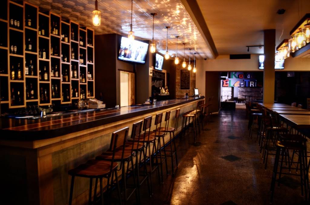 Royal Electric Bar & Public Eatery | restaurant | 52 Macdonell St, Guelph, ON N1H 2Z3, Canada | 5197671694 OR +1 519-767-1694