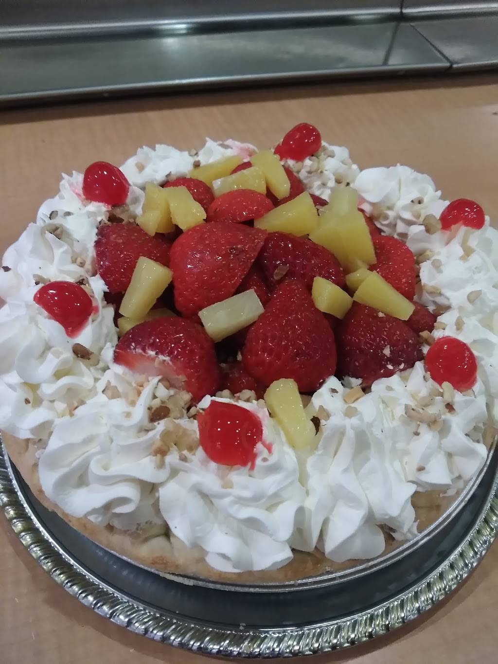 Sharis Cafe and Pies | bakery | 19365 SW Martinazzi Ave, Tualatin, OR 97062, USA | 5036921589 OR +1 503-692-1589