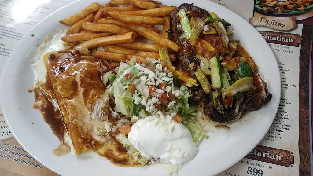 El Manzanillo | restaurant | 30 Dillard Rd, Highlands, NC 28741, USA | 8285260608 OR +1 828-526-0608