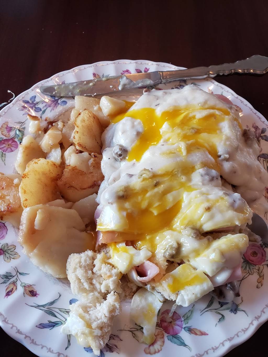 Pine Grove Restaurant | restaurant | 574 Pine Grove Rd, Bluemont, VA 20135, USA | 5405548126 OR +1 540-554-8126