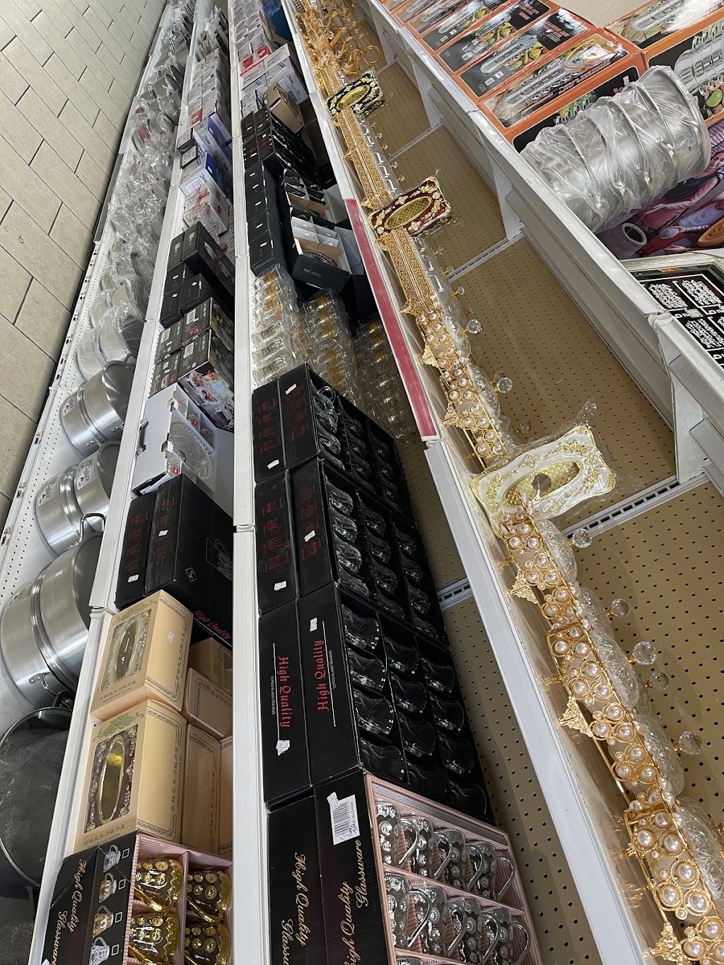 Halal Corner Market & Restaurant | restaurant | 3025 W Capitol Ave, West Sacramento, CA 95691, USA | 9165720014 OR +1 916-572-0014