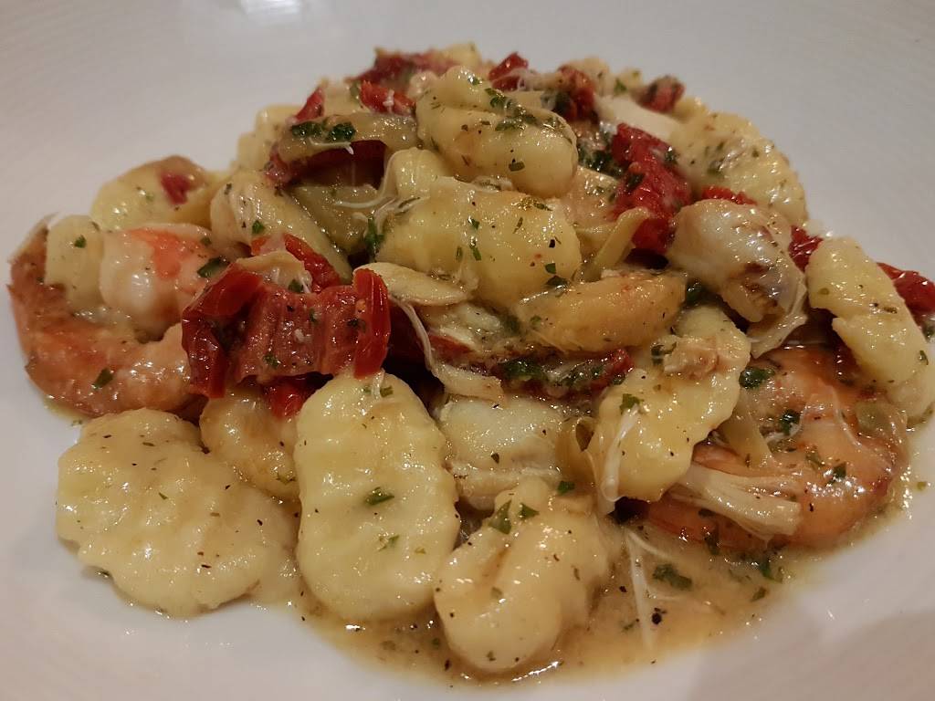 Arucola | restaurant | 5534 Connecticut Ave NW, Washington, DC 20015, USA | 2022441555 OR +1 202-244-1555