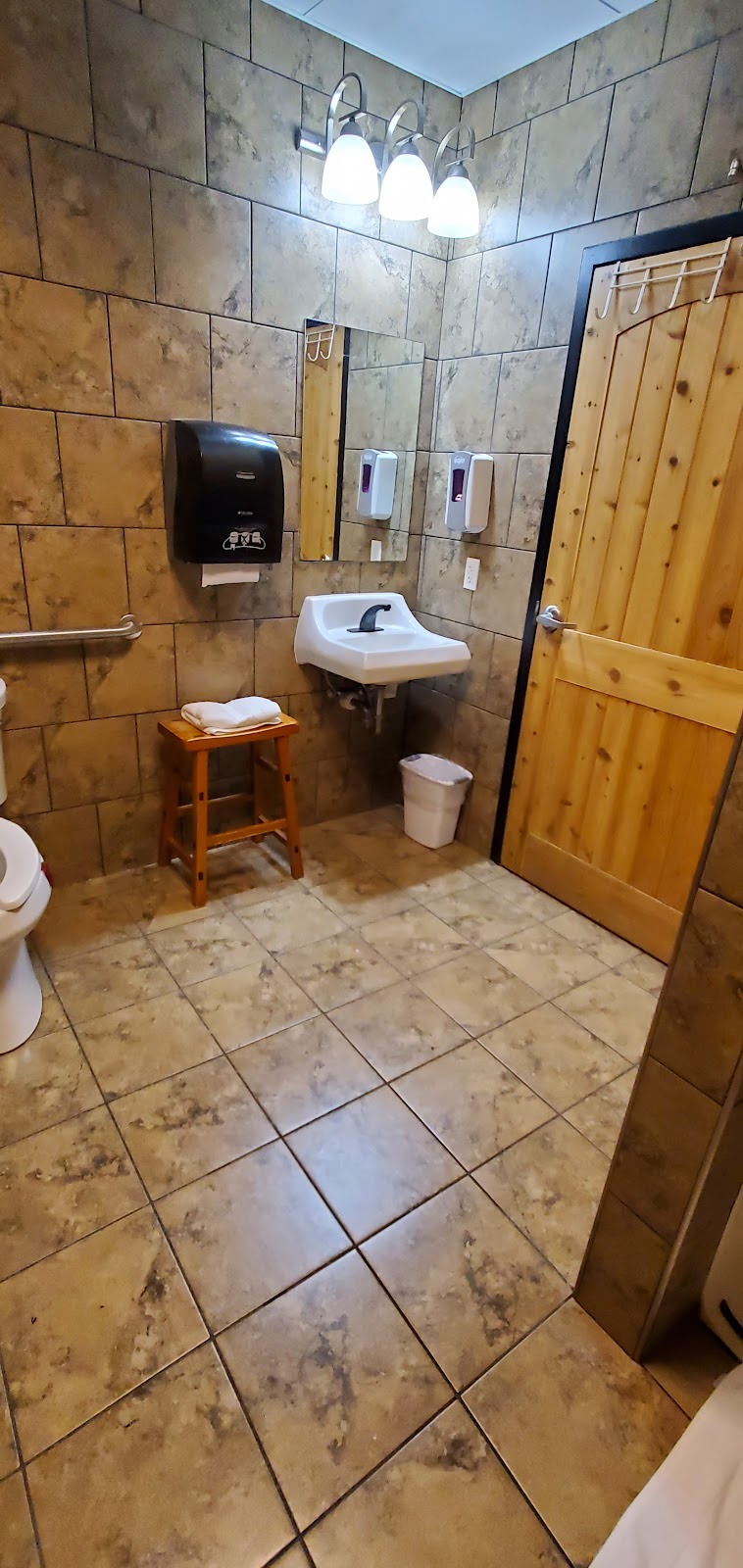 CBH CO-OP - Cenex | restaurant | 18765 US-85, Belle Fourche, SD 57717, USA | 6057239000 OR +1 605-723-9000