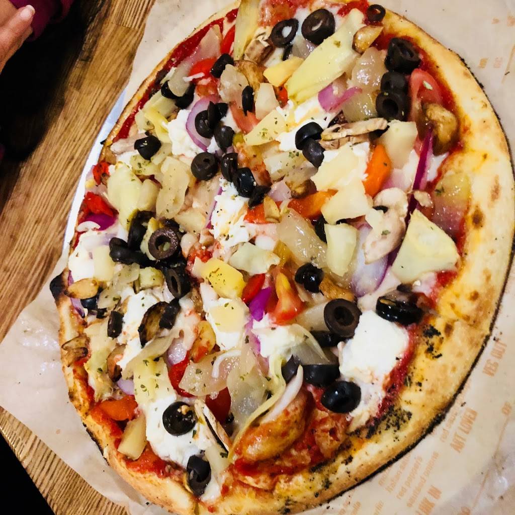 Blaze Pizza | meal takeaway | 3251 20th Ave, San Francisco, CA 94132, USA | 4155730548 OR +1 415-573-0548