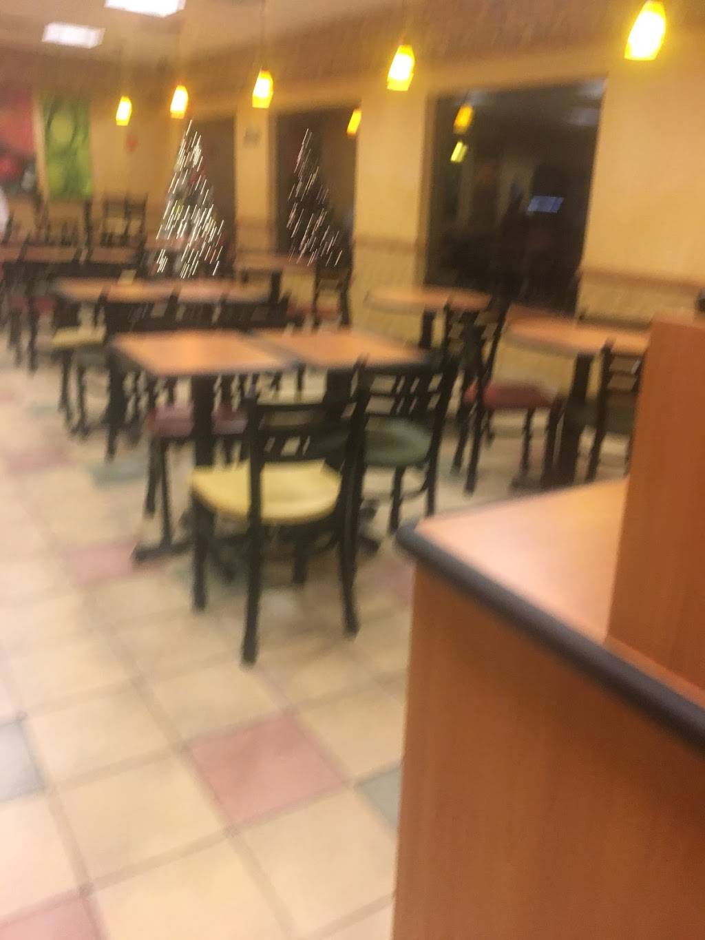 Subway Restaurants | restaurant | 14098 FM 849, Lindale, TX 75771, USA | 9038827827 OR +1 903-882-7827