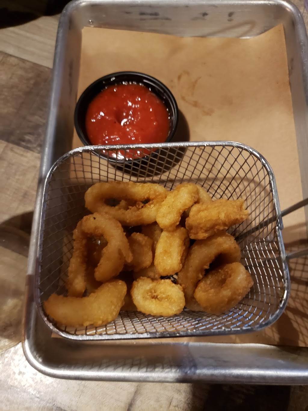 Blu Barrel Bar & Grill | restaurant | 2534 S Treadaway Blvd, Abilene, TX 79602, USA | 3254370000 OR +1 325-437-0000