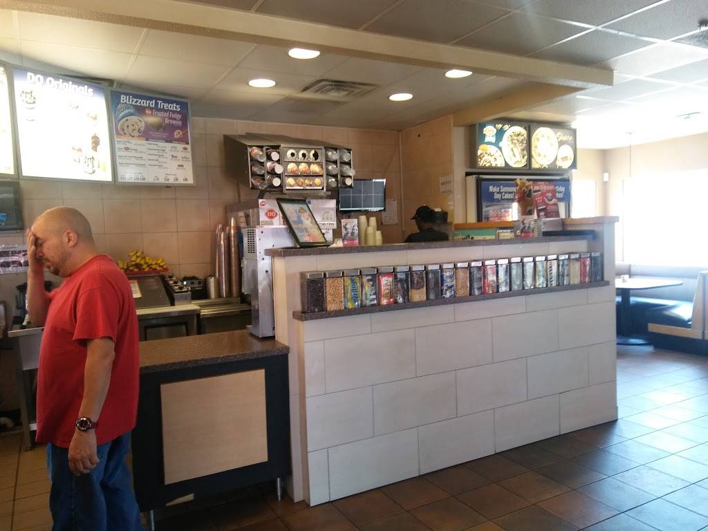 Dairy Queen Store | restaurant | 2421 Valwood Pkwy, Farmers Branch, TX 75234, USA | 4692504577 OR +1 469-250-4577