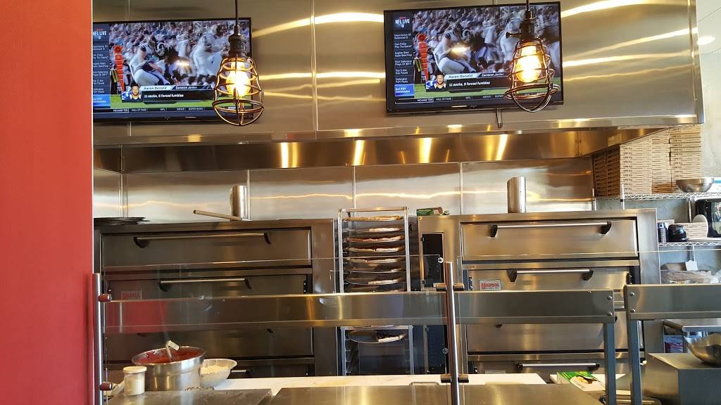 Flippin Pizza | restaurant | 27614 Clinton Keith Rd, Murrieta, CA 92562, USA | 9513019999 OR +1 951-301-9999