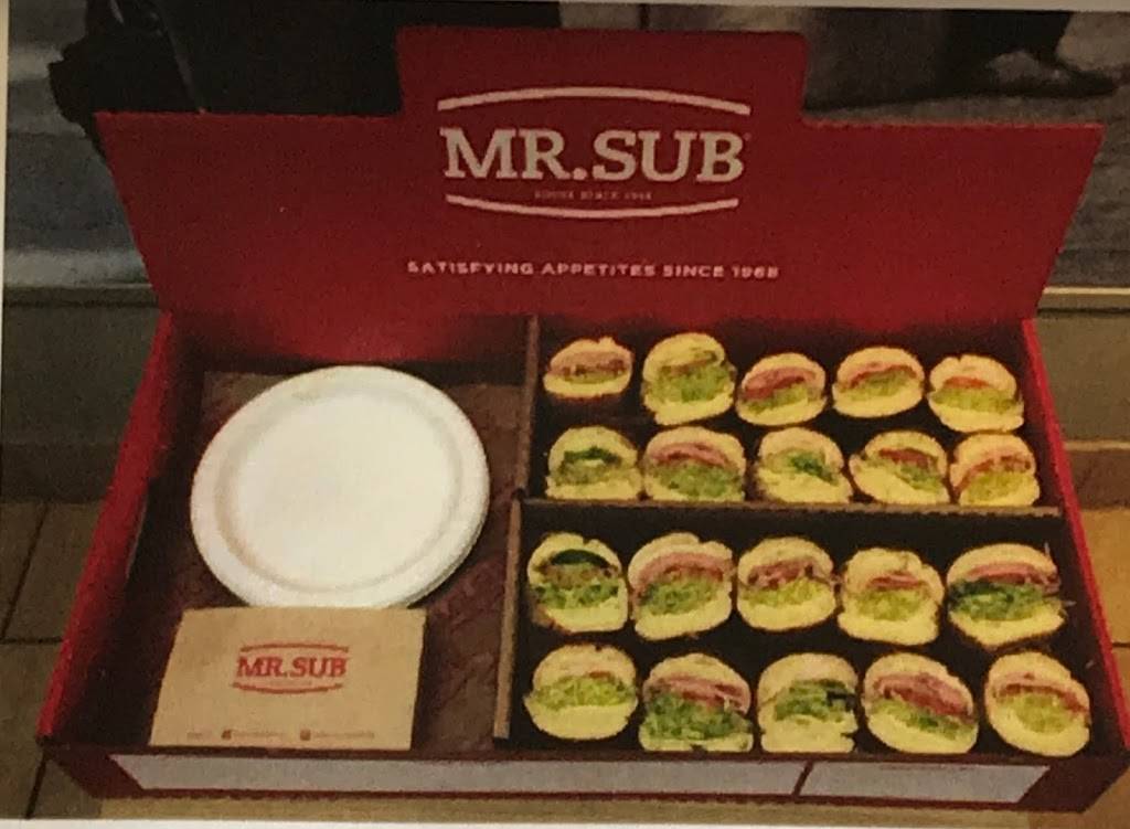 Mr.Sub | restaurant | 2928 Dufferin St, North York, ON M6B 3S8, Canada | 4167810910 OR +1 416-781-0910