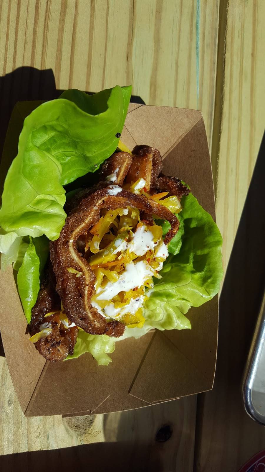 Swig & Swine | restaurant | 1217 Savannah Hwy, Charleston, SC 29407, USA | 8432253805 OR +1 843-225-3805