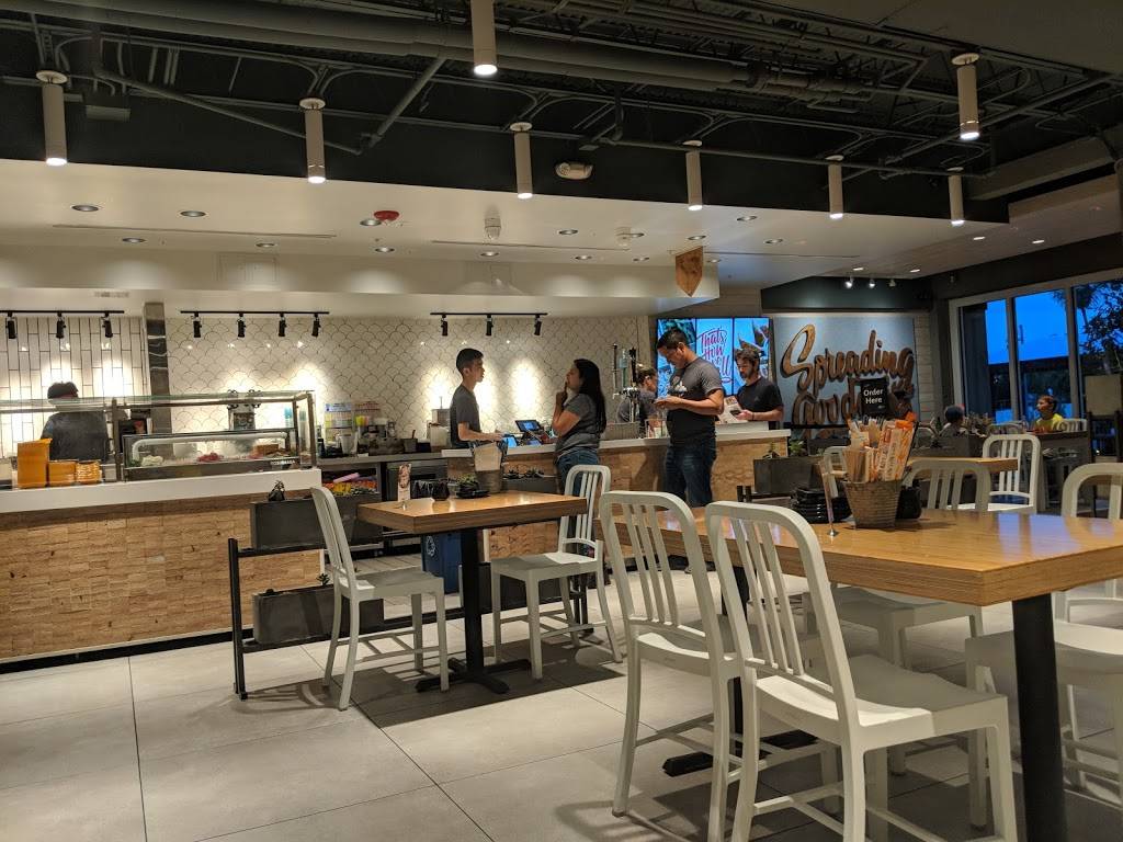 Sushi Maki (Coconut Grove) | restaurant | 2550 S Bayshore Dr, Miami, FL 33133, USA | 7864336922 OR +1 786-433-6922