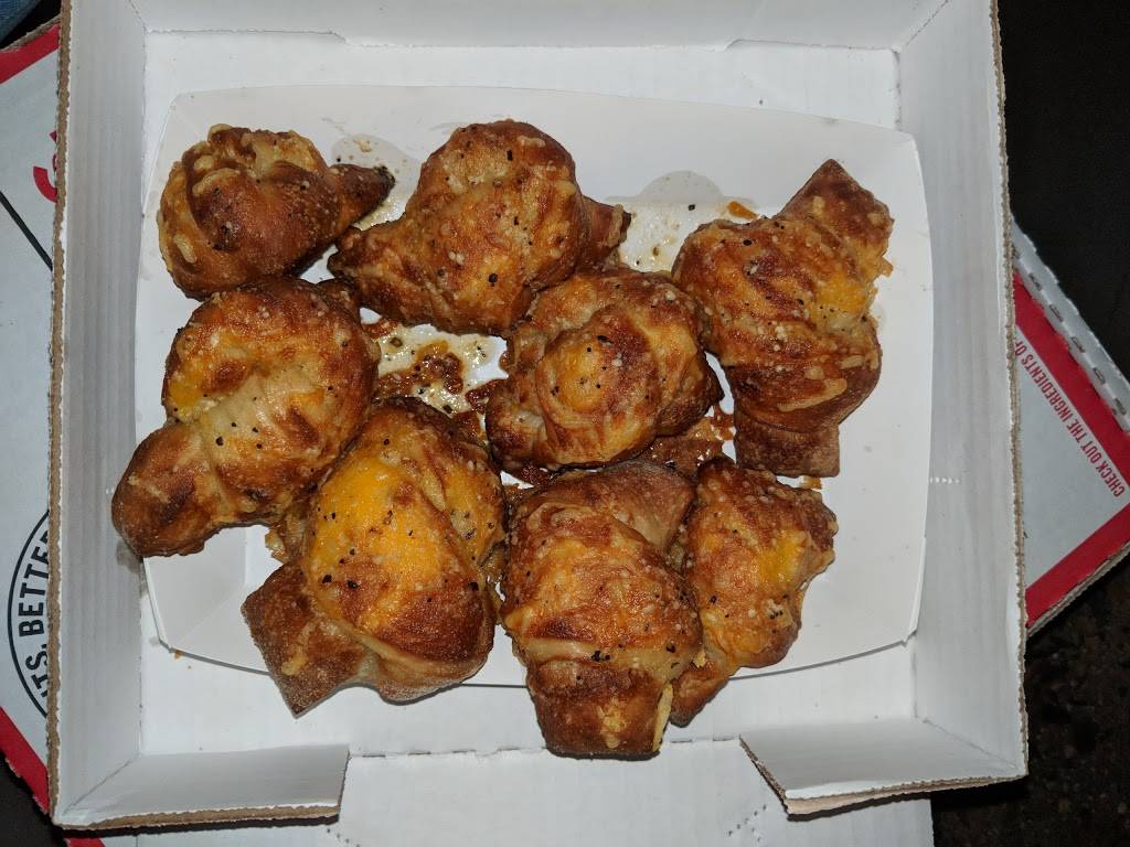 Papa Johns Pizza | restaurant | 1360 The Alameda, San Jose, CA 95126, USA | 4089717272 OR +1 408-971-7272