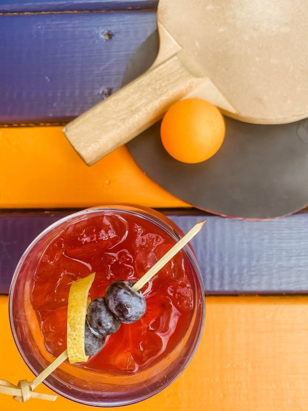 Sonnys Patio Pub and Refuge | restaurant | 1322 6th Ave N, Nashville, TN 37208, USA | 6159537846 OR +1 615-953-7846