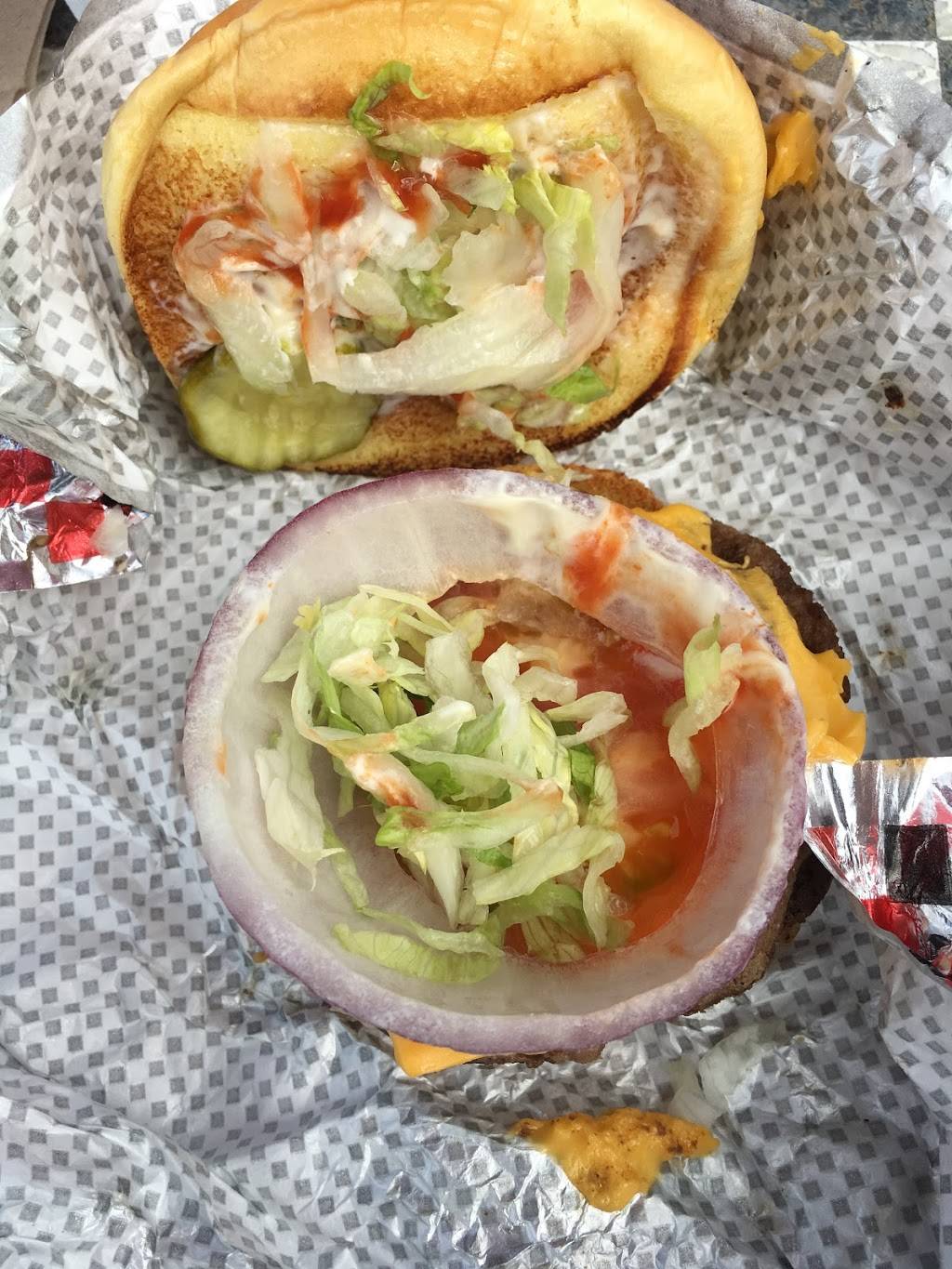 Checkers | restaurant | 717 Brown Rd, Orion Charter Township, MI 48359, USA | 2489773019 OR +1 248-977-3019