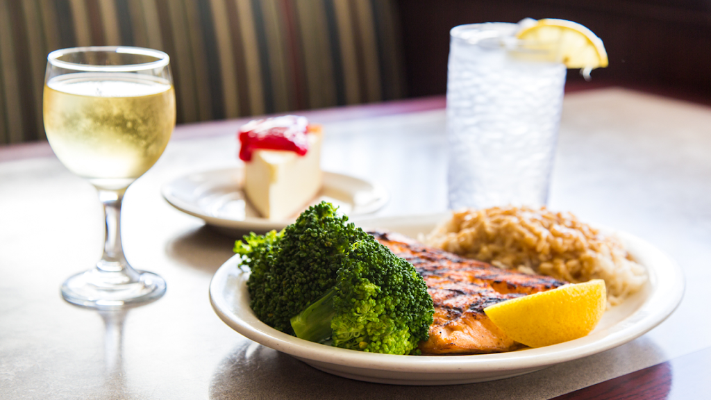 Johns Family Restaurant | restaurant | 2002 Westinghouse Blvd, Charlotte, NC 28241, USA | 7045886613 OR +1 704-588-6613