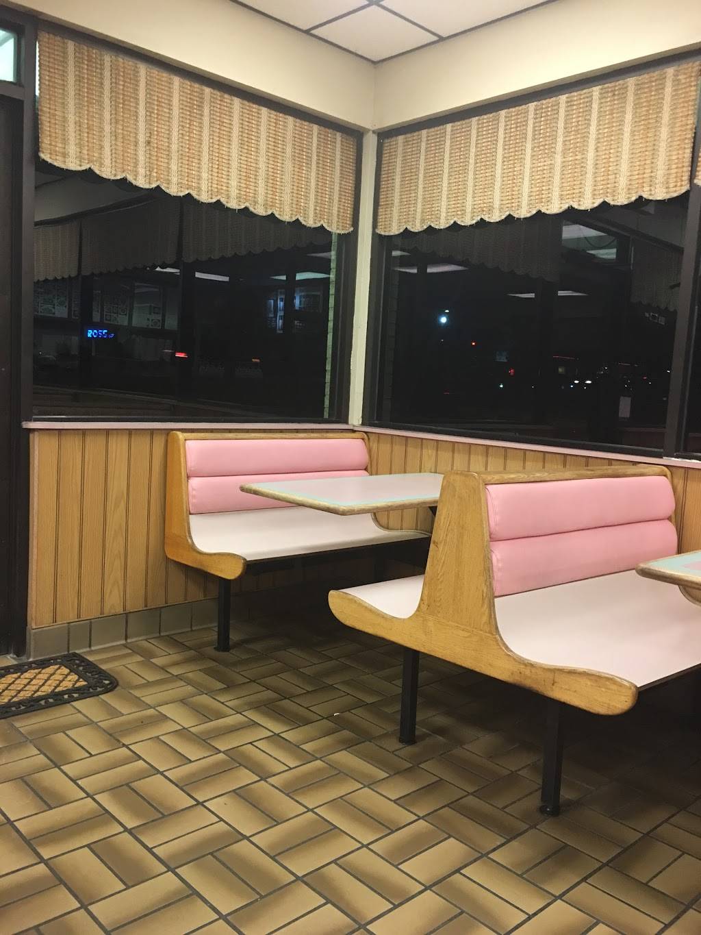 Egg Roll Express Restaurant | restaurant | 3116 S Yale Ave, Tulsa, OK 74135, USA | 9187495542 OR +1 918-749-5542