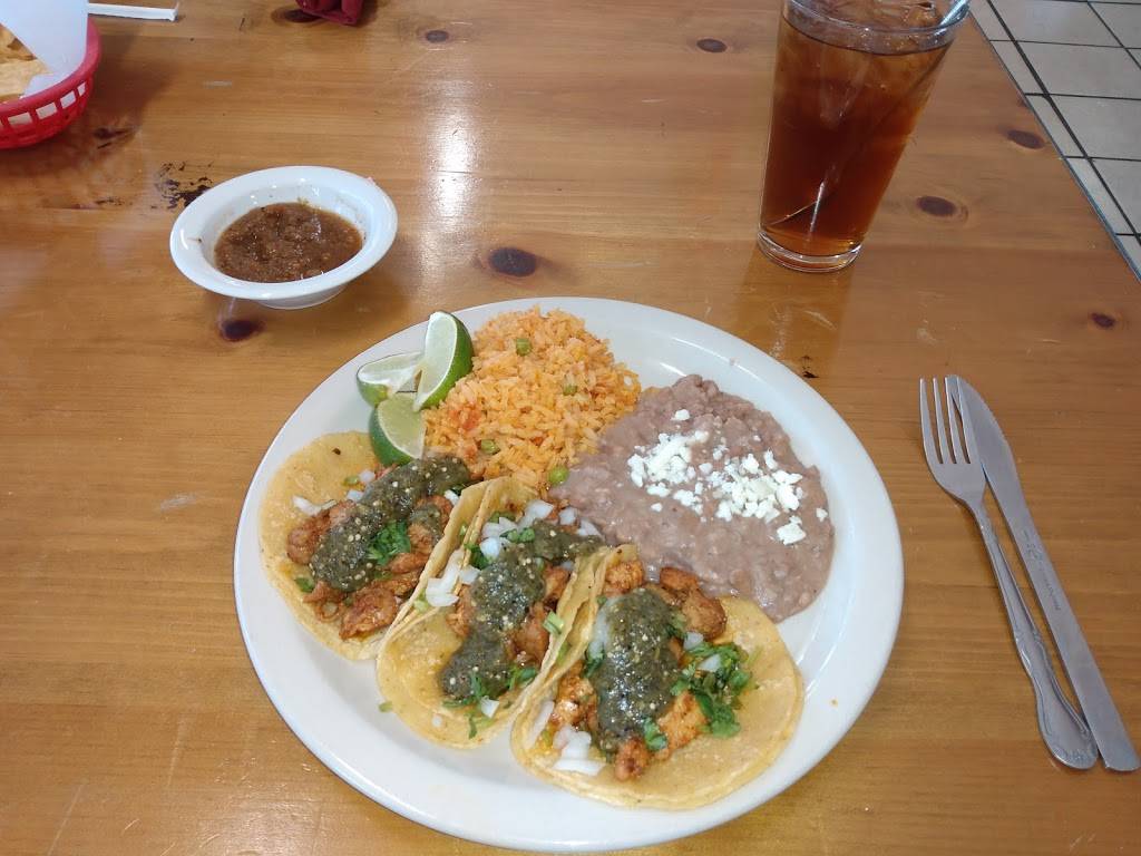 La Casa De Lina | restaurant | 5216 Wedgmont Cir N, Fort Worth, TX 76133, USA | 6824995884 OR +1 682-499-5884