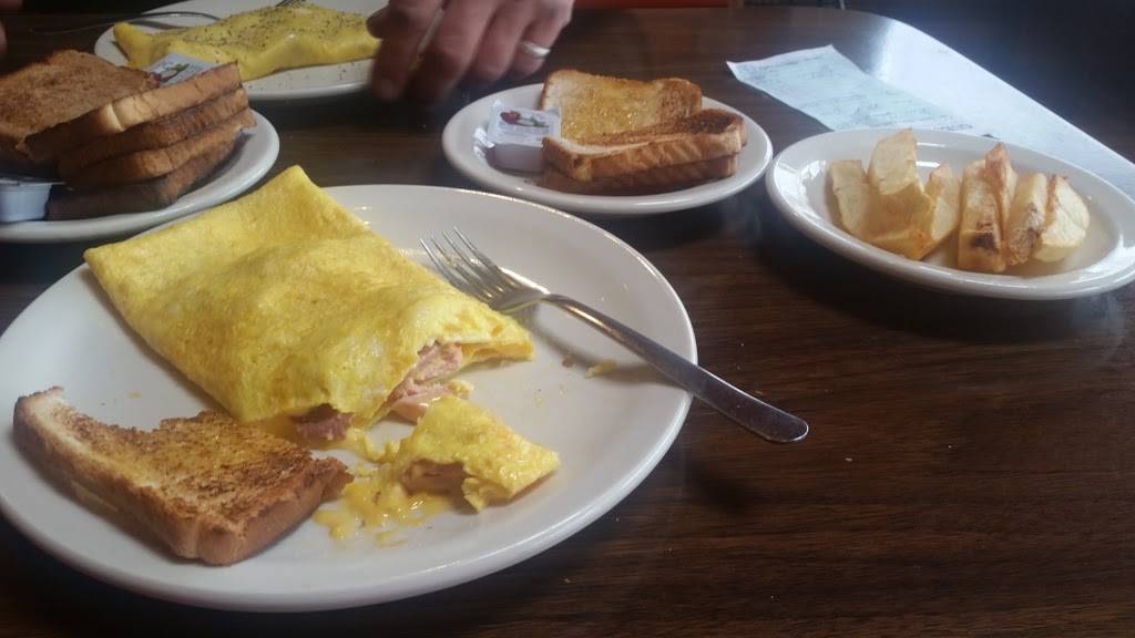 Sonny Boy Restaurant | restaurant | 881 National Rd, Bridgeport, OH 43912, USA | 7406359065 OR +1 740-635-9065