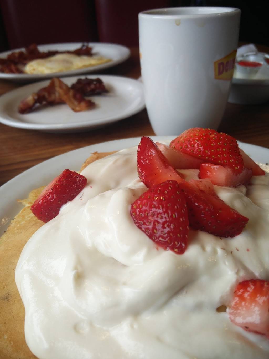 Dennys | restaurant | 1209 Burkemont Ave, Morganton, NC 28655, USA | 8284378455 OR +1 828-437-8455