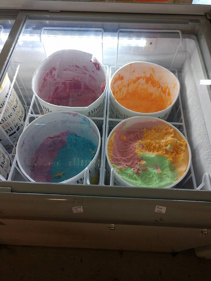 Joyland Market | restaurant | 27 Bear Creek Rd, Crossville, TN 38571, USA | 9314561997 OR +1 931-456-1997