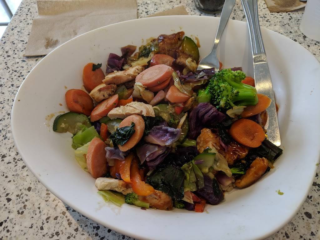 Crazy Bowls and Wraps | restaurant | 1980 1st Capitol Dr, St Charles, MO 63301, USA | 6367573981 OR +1 636-757-3981