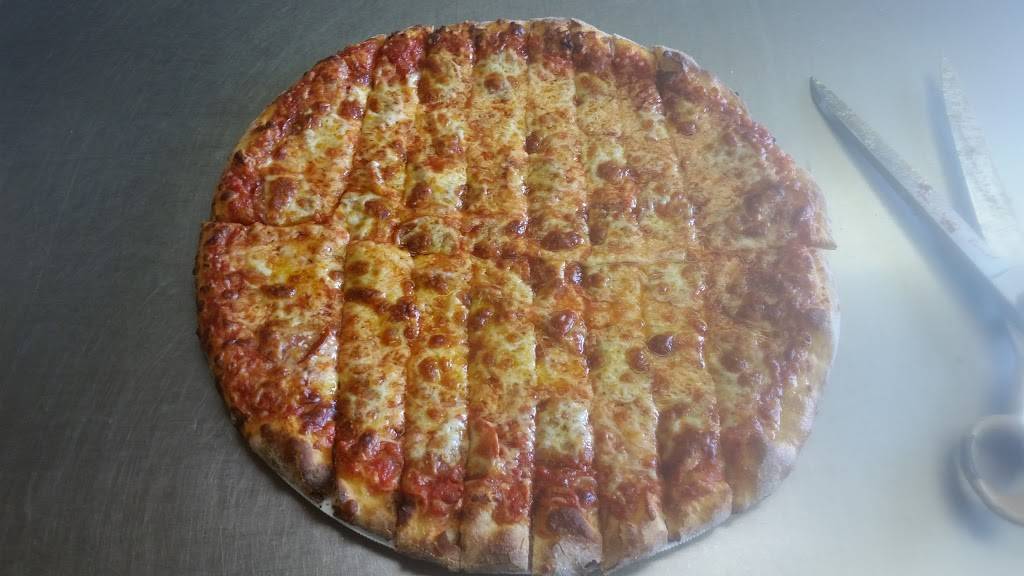 Pizza Joynt | restaurant | 655 10th Ave W, Milan, IL 61264, USA | 3097874942 OR +1 309-787-4942