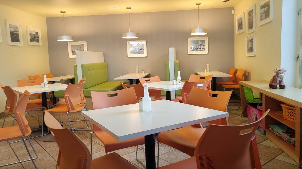 Restaurant LExpress | restaurant | 85 Boulevard Sainte-Rose, Laval, QC H7L 3J7, Canada | 4506253734 OR +1 450-625-3734