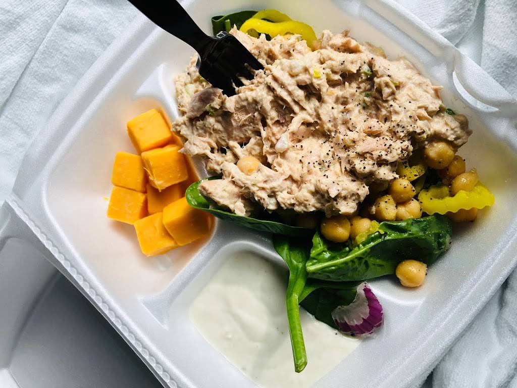 Welch Cafeteria | restaurant | 601 E Rollins St Suite 400, Orlando, FL 32803, USA | 4073035600 OR +1 407-303-5600