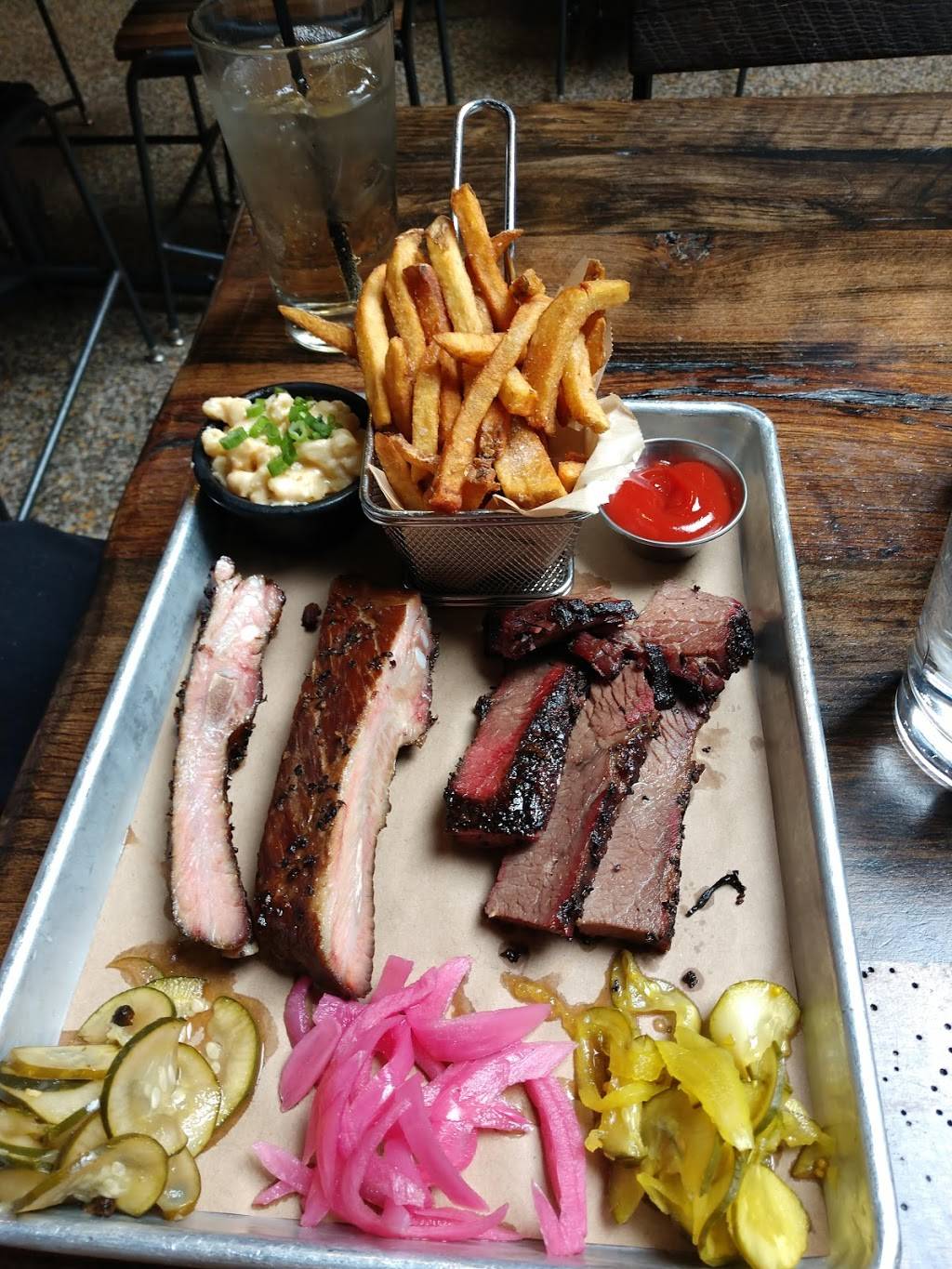 Texas Jacks Barbecue | restaurant | 2761 Washington Blvd, Arlington, VA 22201, USA | 7038750477 OR +1 703-875-0477