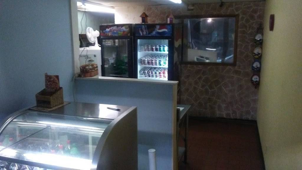 Meridian Pizza | restaurant | 2924 S Meridian Ave, Oklahoma City, OK 73108, USA | 4056880800 OR +1 405-688-0800